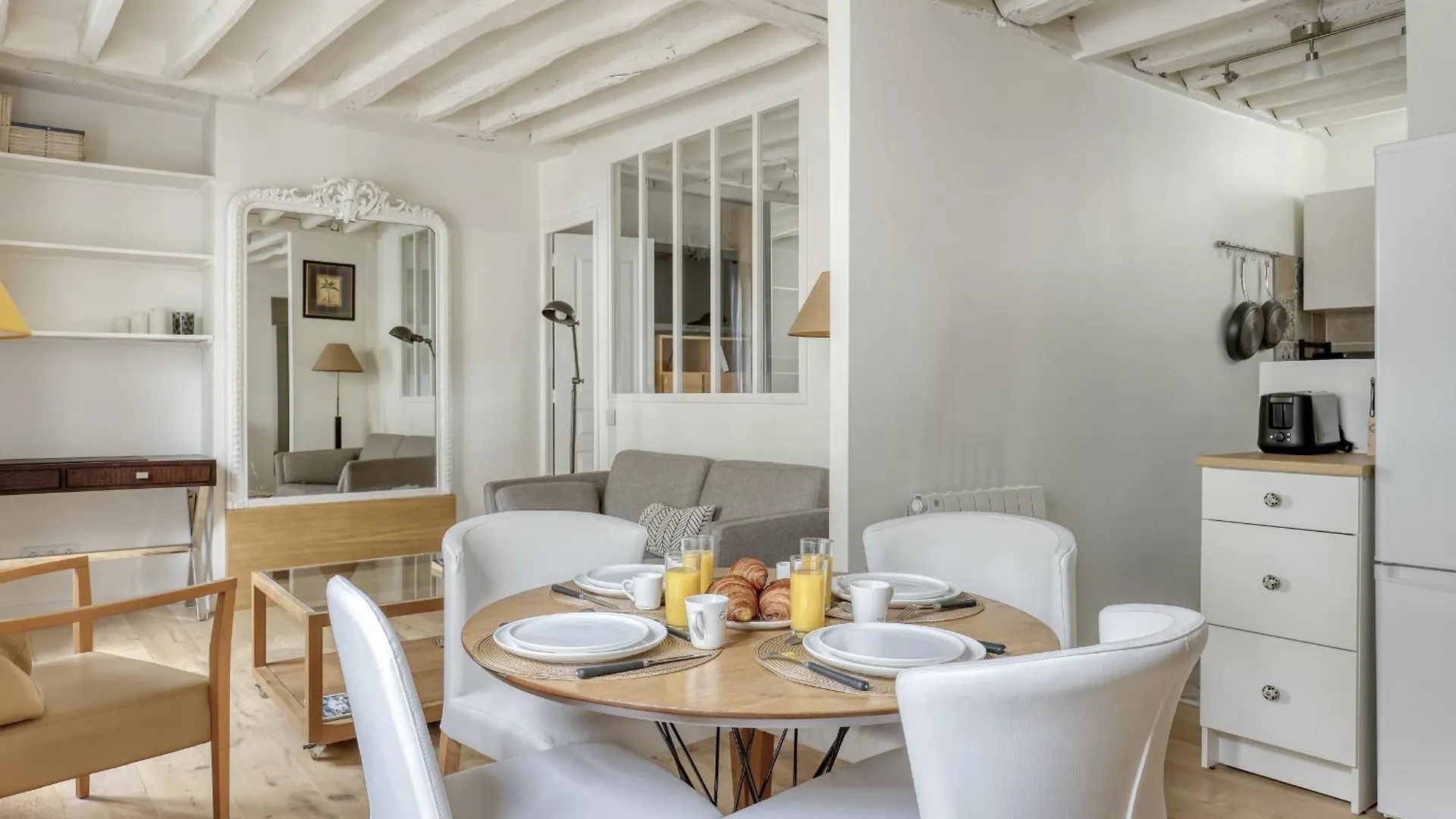 Apartament Tranquil Heaven Up To 4 Guests - Heart Of 07 *