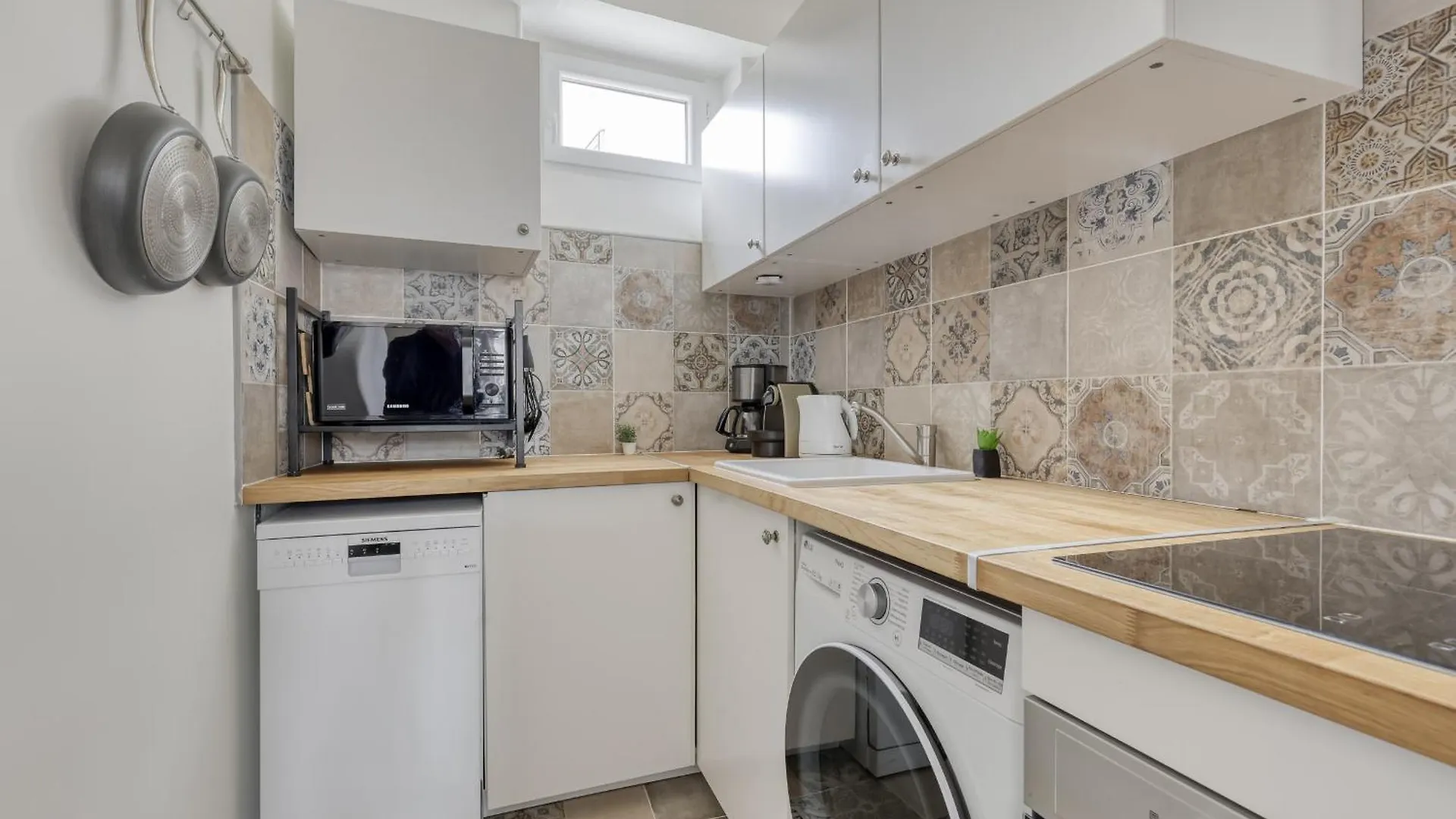 Apartament Tranquil Heaven Up To 4 Guests - Heart Of 07 *